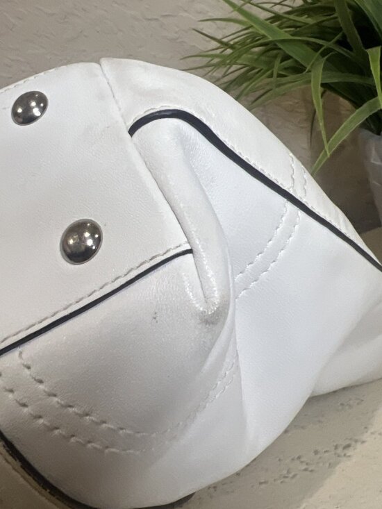Coach (2008) East West Gallery Tote White Leather Tote Shoulder Handbag Y2K main image 0